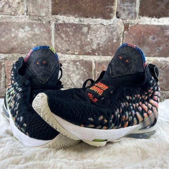 NIKE Lebron XVII 17 James Gang GS Black size 7Y / 8 Women's - Picture 2 of 6